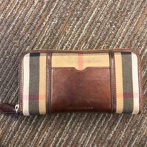 Burberry wallet